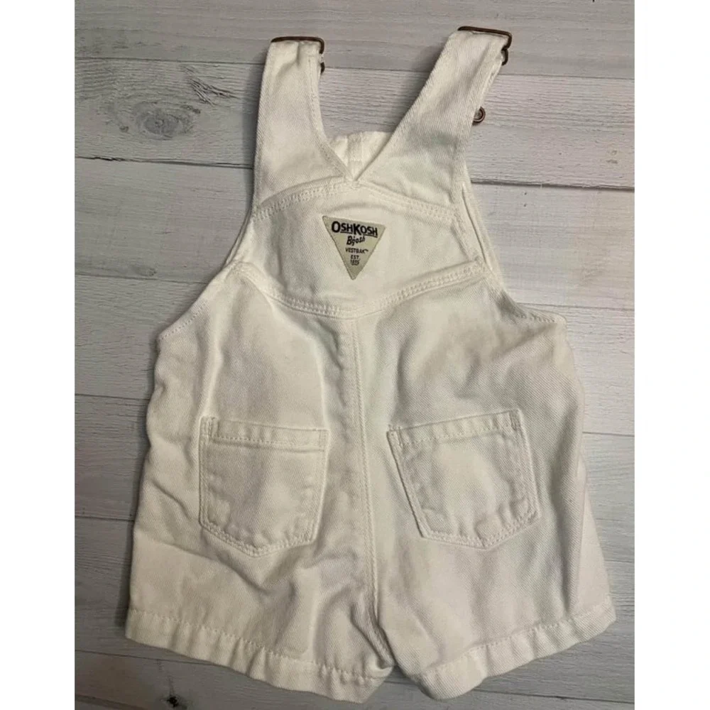 OshKosh B'Gosh Baby girls white shortalls overalls with embroidered flower‎ 12m
